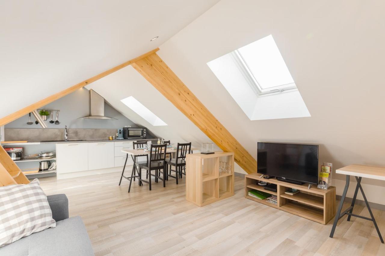Appartement Entier - Toile Tendue - Wifi Pontarlier Bagian luar foto