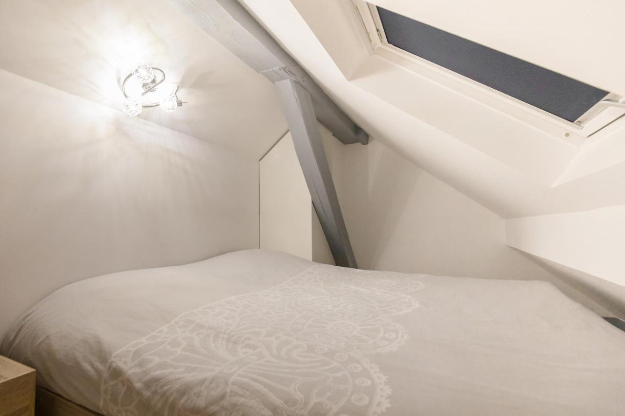 Appartement Entier - Toile Tendue - Wifi Pontarlier Bagian luar foto